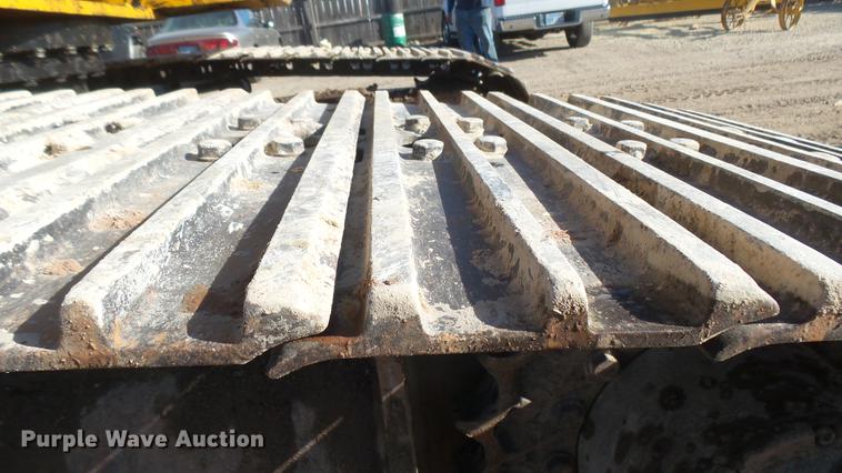 image for item DC1911 1998 John Deere 690E LC excavator