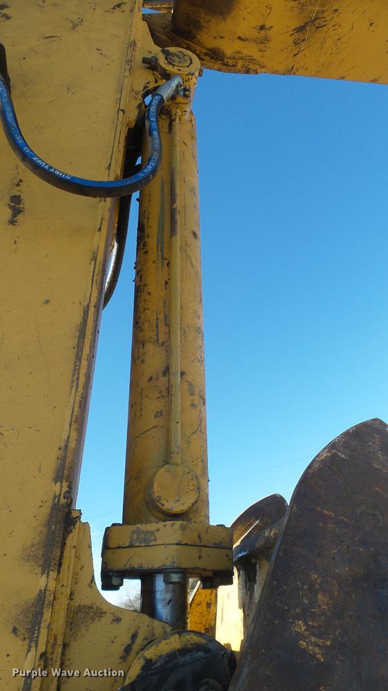 image for item DC1911 1998 John Deere 690E LC excavator