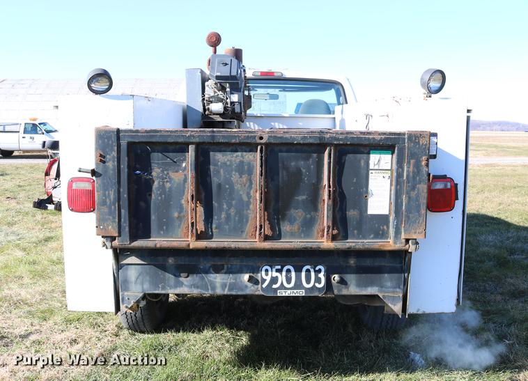 image for item DC3586 1997 Ford F250 service truck