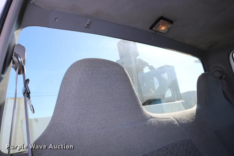 image for item DC3586 1997 Ford F250 service truck