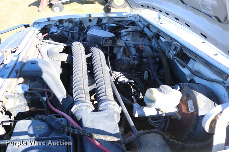 image for item DC3586 1997 Ford F250 service truck