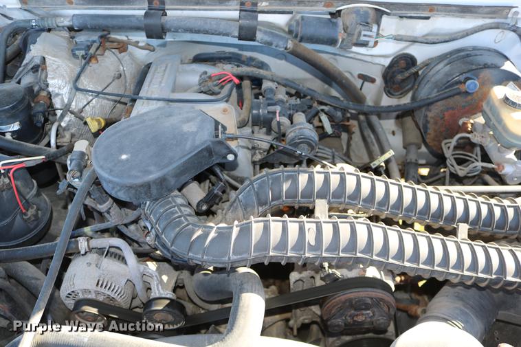 image for item DC3586 1997 Ford F250 service truck