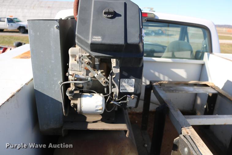 image for item DC3586 1997 Ford F250 service truck