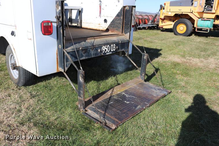 image for item DC3586 1997 Ford F250 service truck