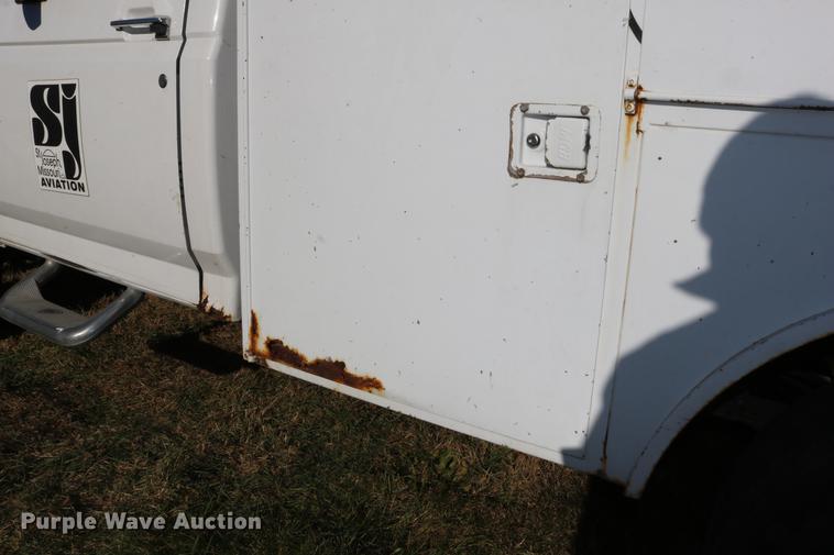 image for item DC3586 1997 Ford F250 service truck