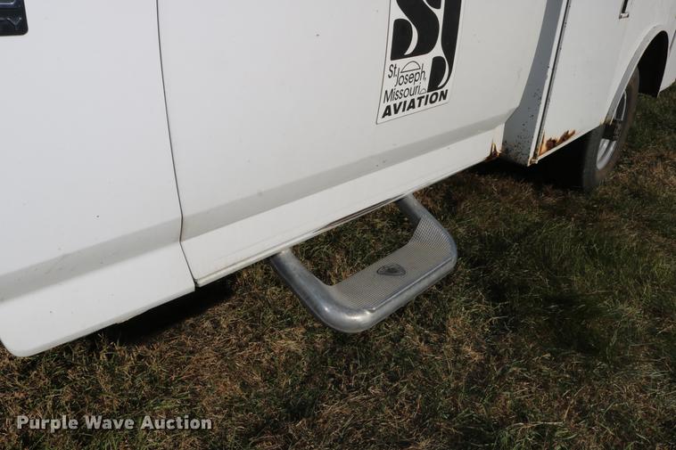 image for item DC3586 1997 Ford F250 service truck