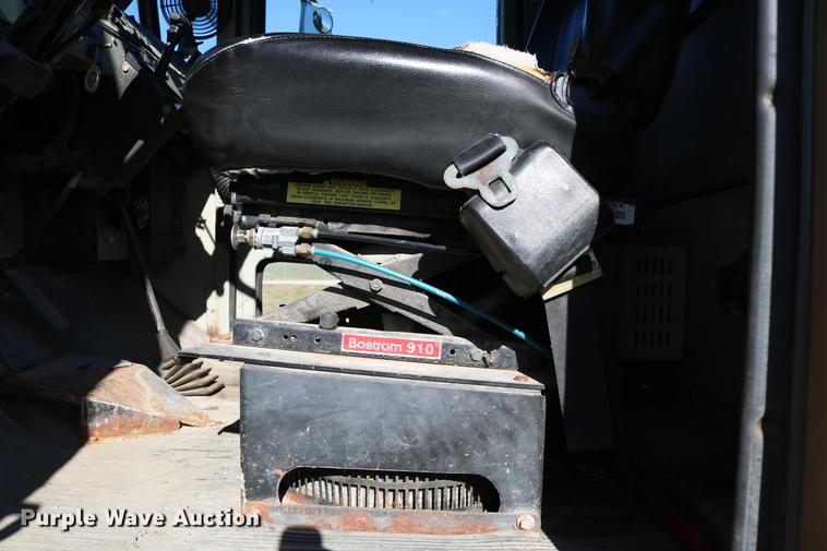 image for item DC3587 1994 Oshkosh PA-2546-4 dump truck