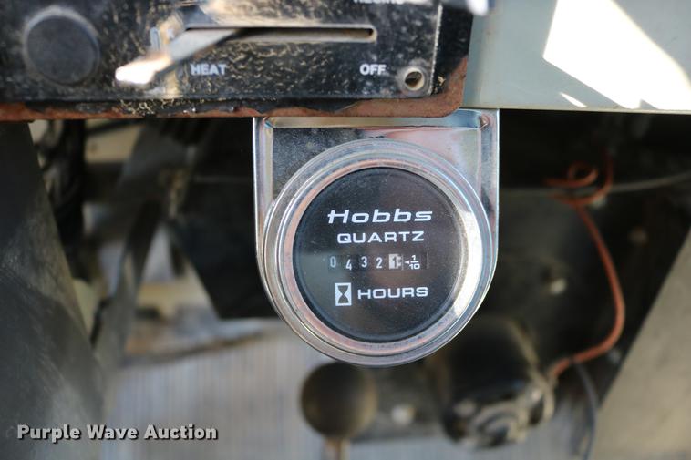 image for item DC3587 1994 Oshkosh PA-2546-4 dump truck