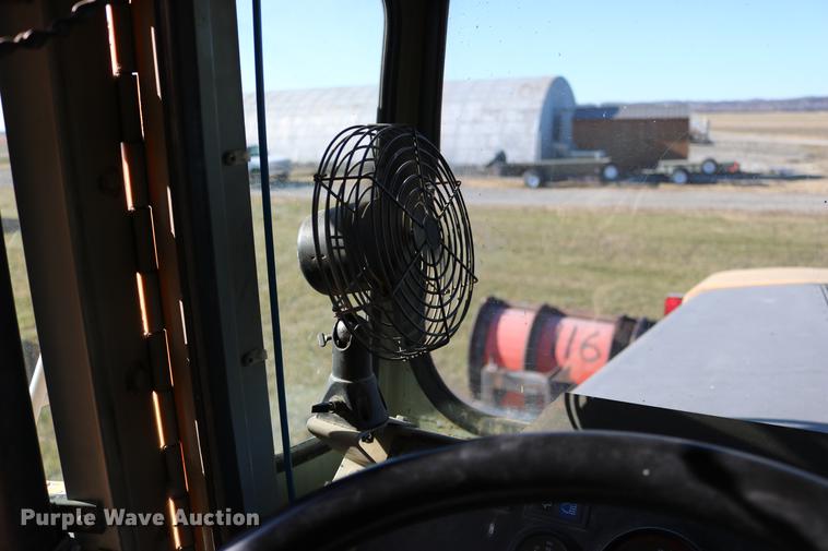 image for item DC3587 1994 Oshkosh PA-2546-4 dump truck