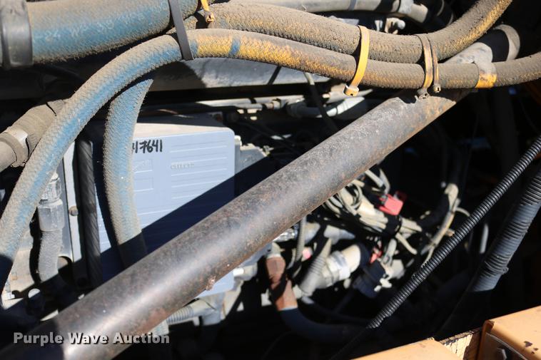 image for item DC3587 1994 Oshkosh PA-2546-4 dump truck