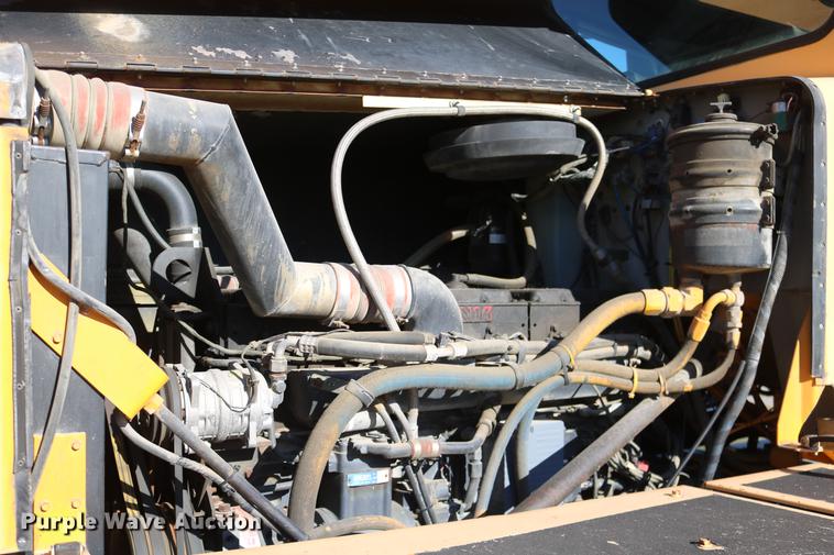 image for item DC3587 1994 Oshkosh PA-2546-4 dump truck