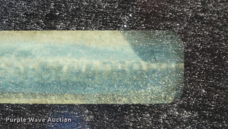 image for item DC5253 2000 Ford F650 flatbed truck