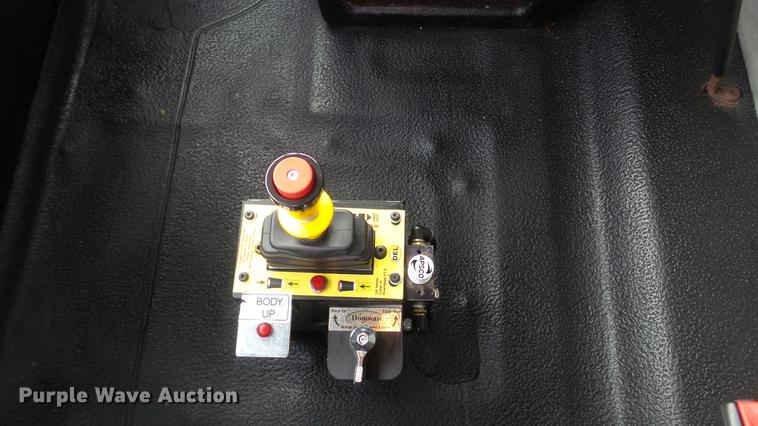 image for item DC5726 2010 International DuraStar 4300 dump truck