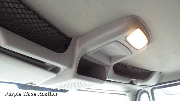 image for item DC5726 2010 International DuraStar 4300 dump truck