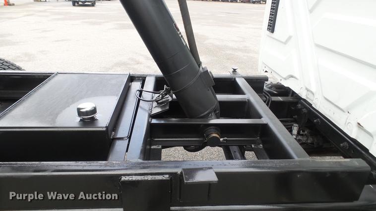 image for item DC5726 2010 International DuraStar 4300 dump truck