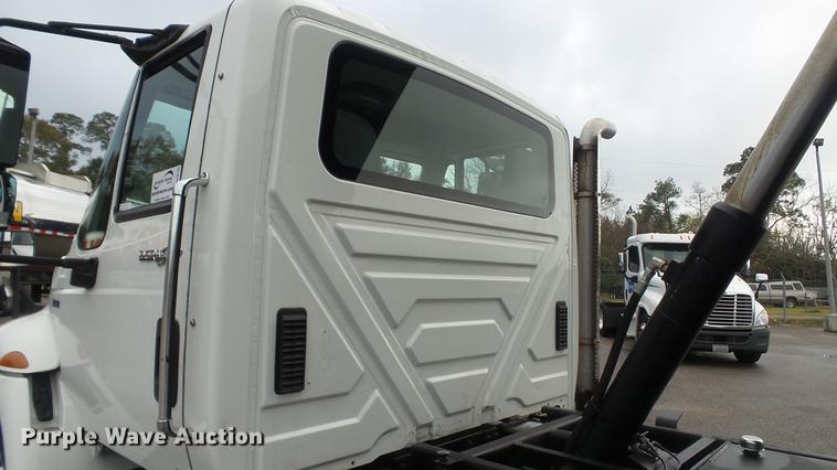 image for item DC5726 2010 International DuraStar 4300 dump truck