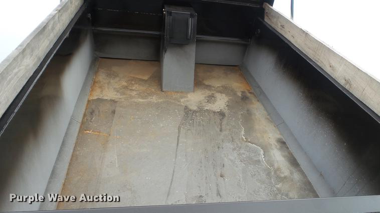 image for item DC5726 2010 International DuraStar 4300 dump truck