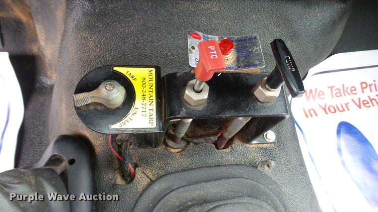 image for item DC5727 2006 Ford F650 Super Duty XL dump truck