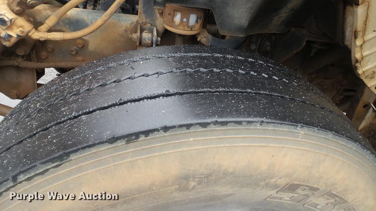 image for item DC5727 2006 Ford F650 Super Duty XL dump truck