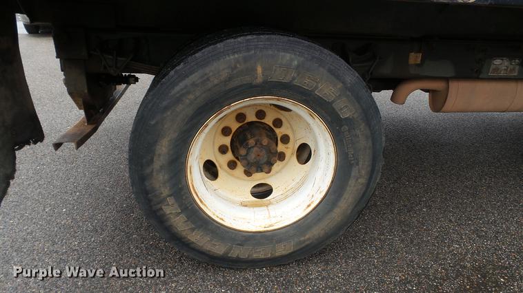 image for item DC5727 2006 Ford F650 Super Duty XL dump truck