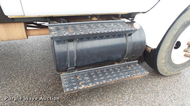 image for item DC5727 2006 Ford F650 Super Duty XL dump truck