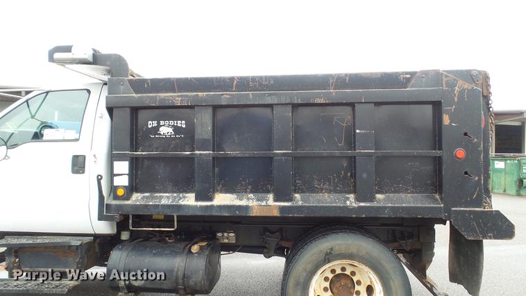 image for item DC5727 2006 Ford F650 Super Duty XL dump truck