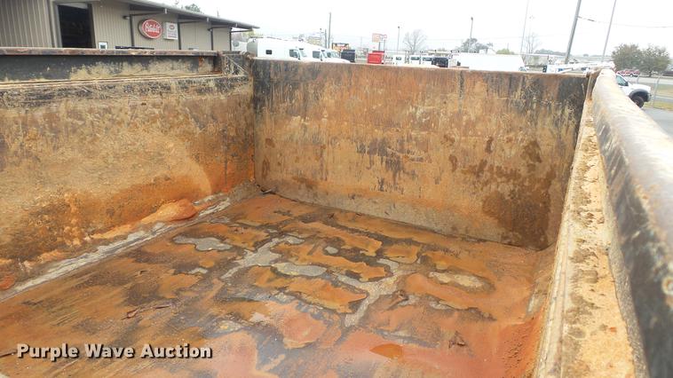 image for item DC5727 2006 Ford F650 Super Duty XL dump truck