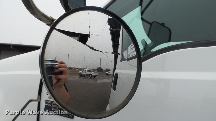 image for item DC5727 2006 Ford F650 Super Duty XL dump truck