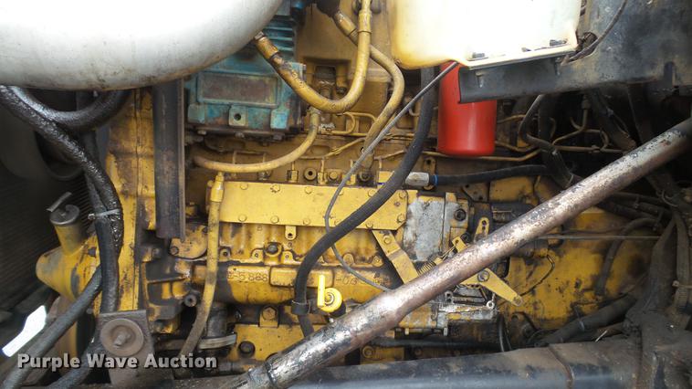 image for item DC5729 1995 Ford LT9000 dump truck