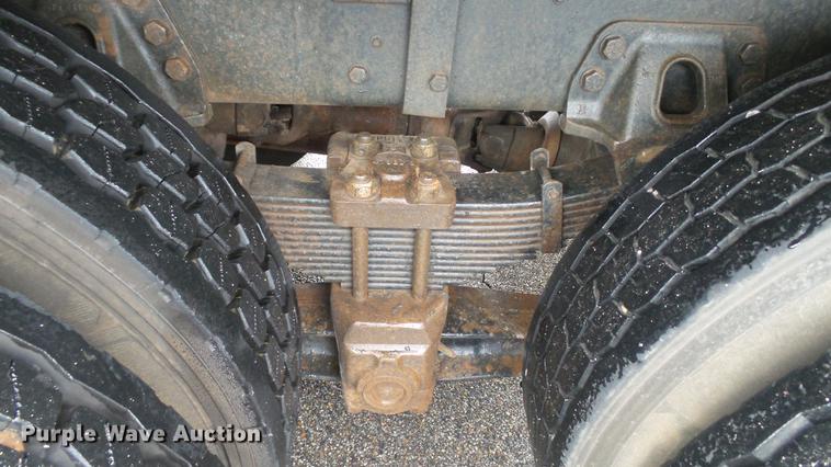 image for item DC5729 1995 Ford LT9000 dump truck