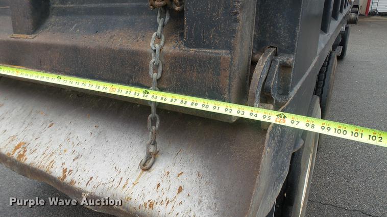 image for item DC5729 1995 Ford LT9000 dump truck