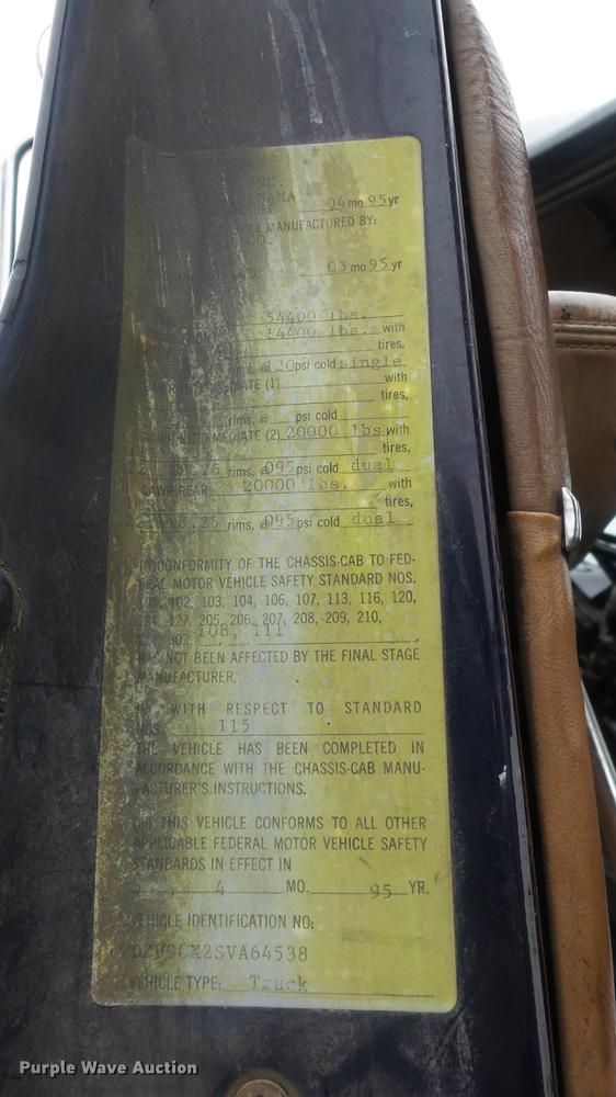 image for item DC5729 1995 Ford LT9000 dump truck