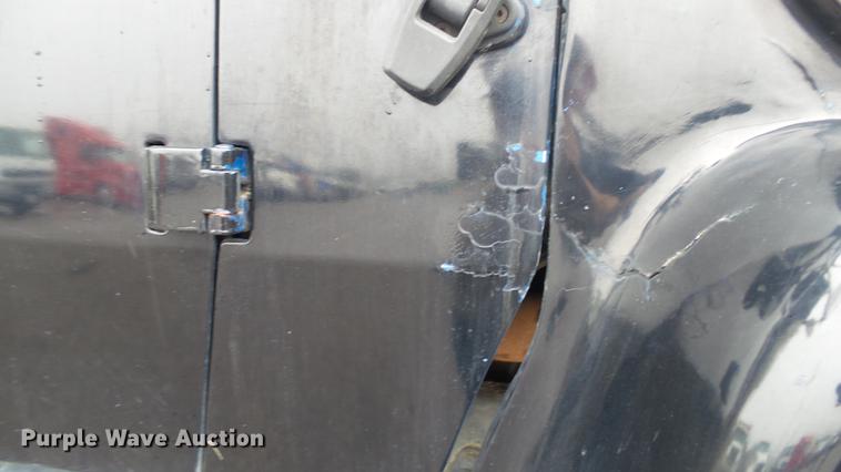 image for item DC5729 1995 Ford LT9000 dump truck