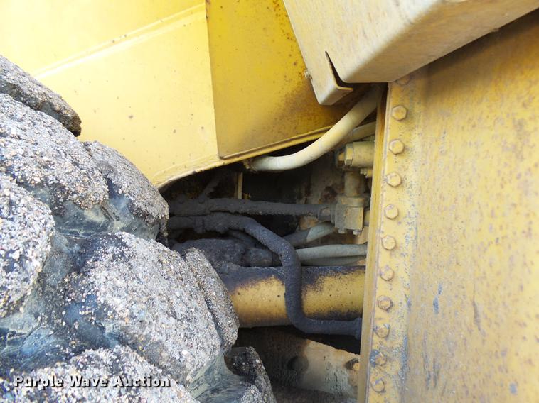 image for item DC6452 1982 Caterpillar 980C wheel loader