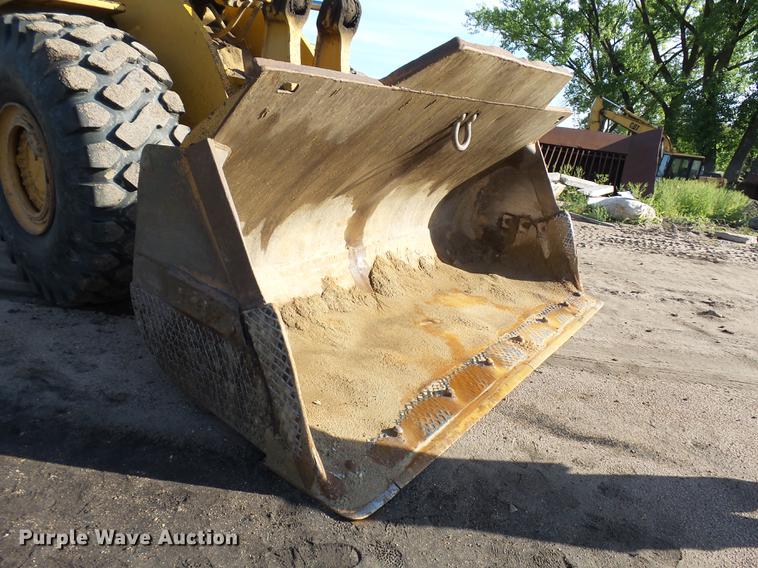 image for item DC6452 1982 Caterpillar 980C wheel loader