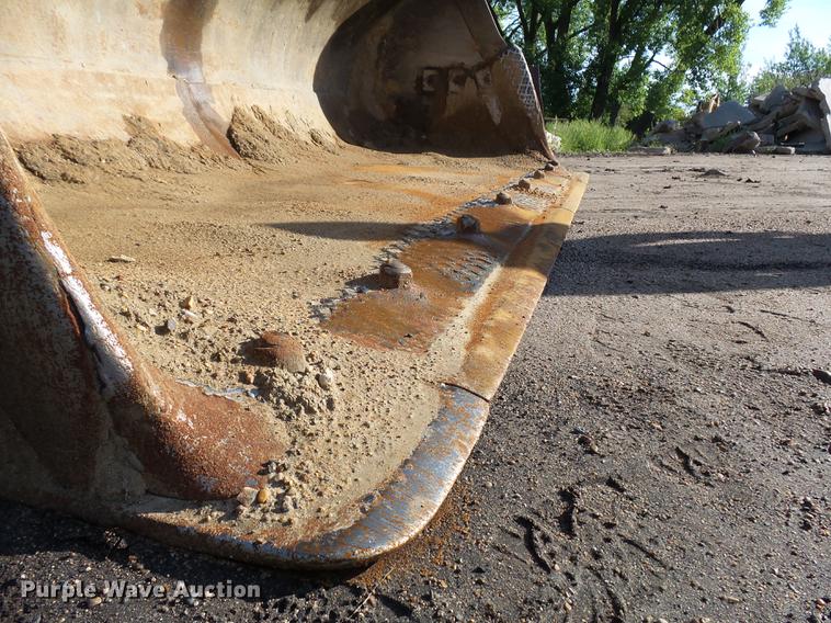 image for item DC6452 1982 Caterpillar 980C wheel loader