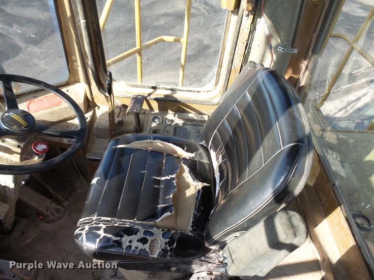 image for item DC6452 1982 Caterpillar 980C wheel loader