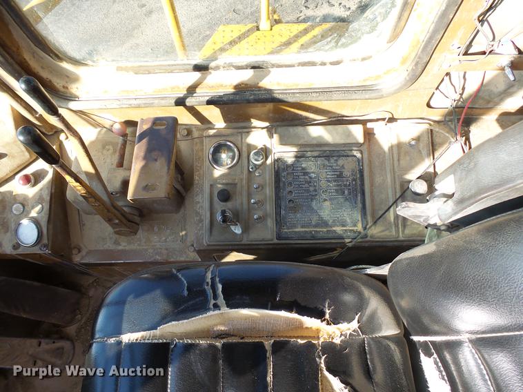 image for item DC6452 1982 Caterpillar 980C wheel loader