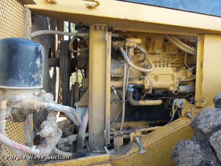 image for item DC6452 1982 Caterpillar 980C wheel loader