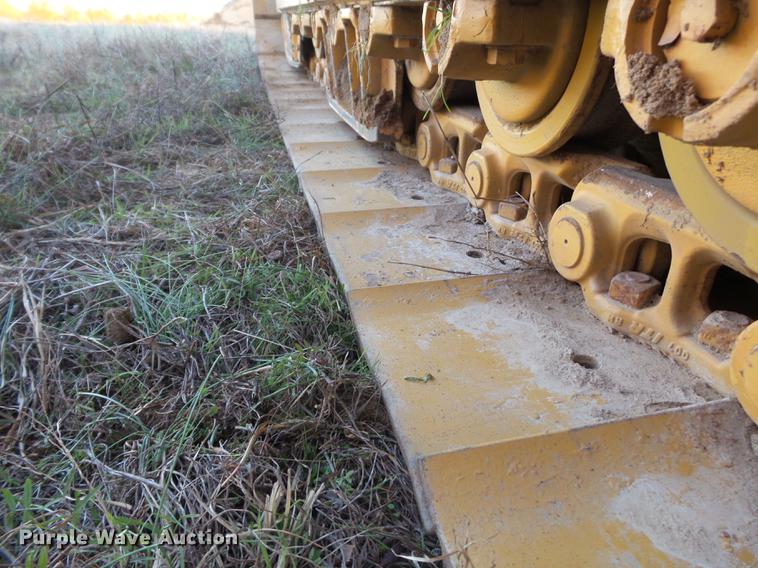 image for item DC6753 1990 Komatsu D68E-1 dozer