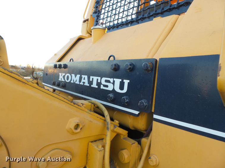 image for item DC6753 1990 Komatsu D68E-1 dozer
