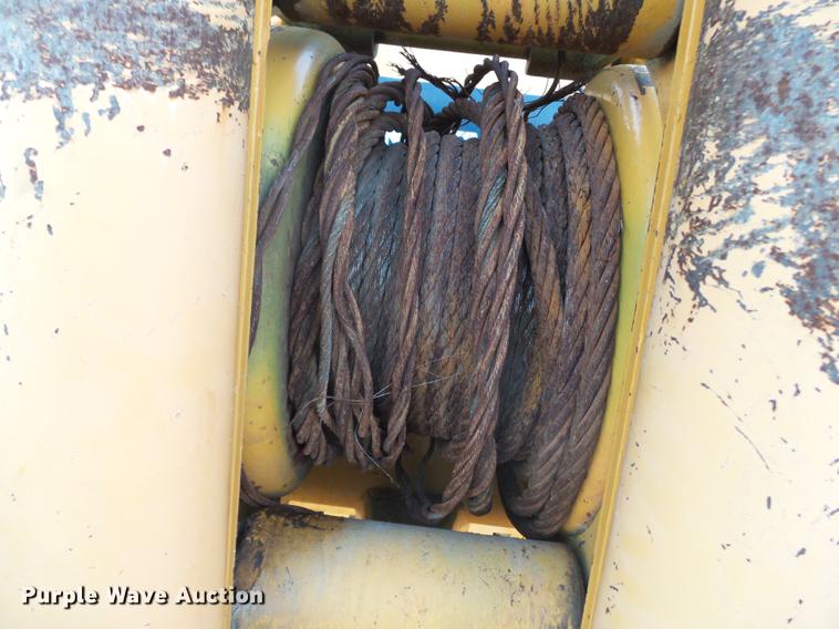 image for item DC6753 1990 Komatsu D68E-1 dozer