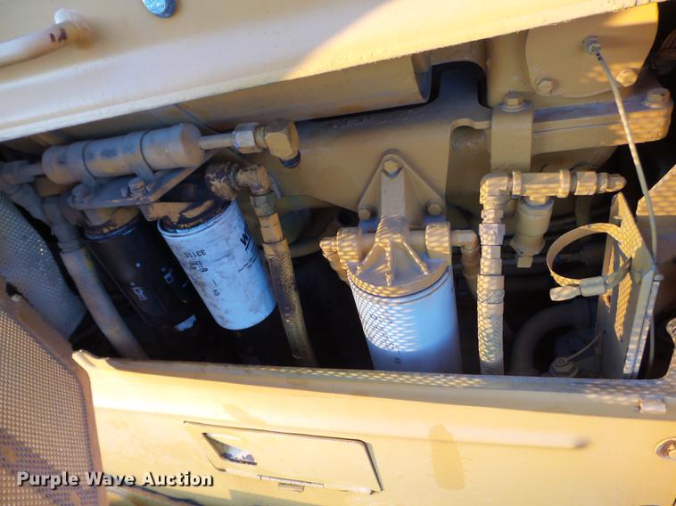 image for item DC6753 1990 Komatsu D68E-1 dozer