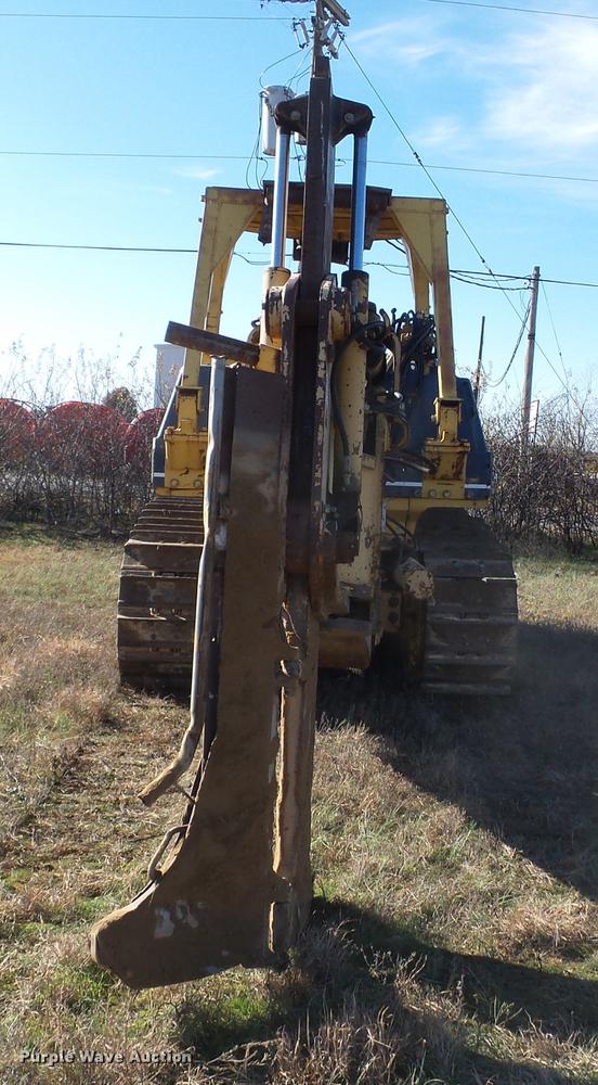 image for item DC6754 1996 Komatsu D85E-21 cable plow