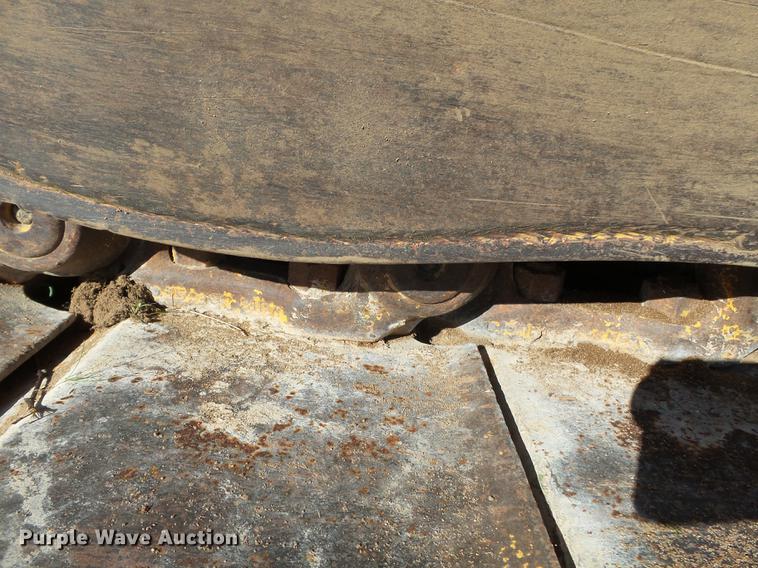 image for item DC6754 1996 Komatsu D85E-21 cable plow