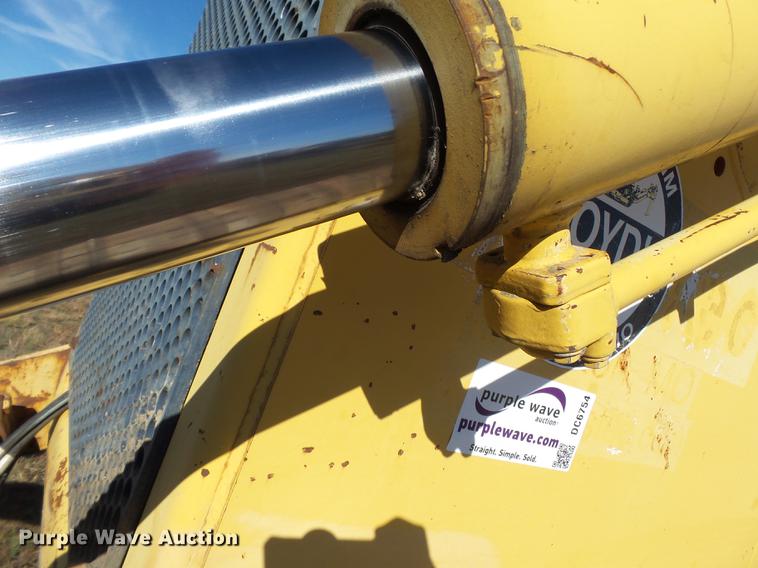 image for item DC6754 1996 Komatsu D85E-21 cable plow