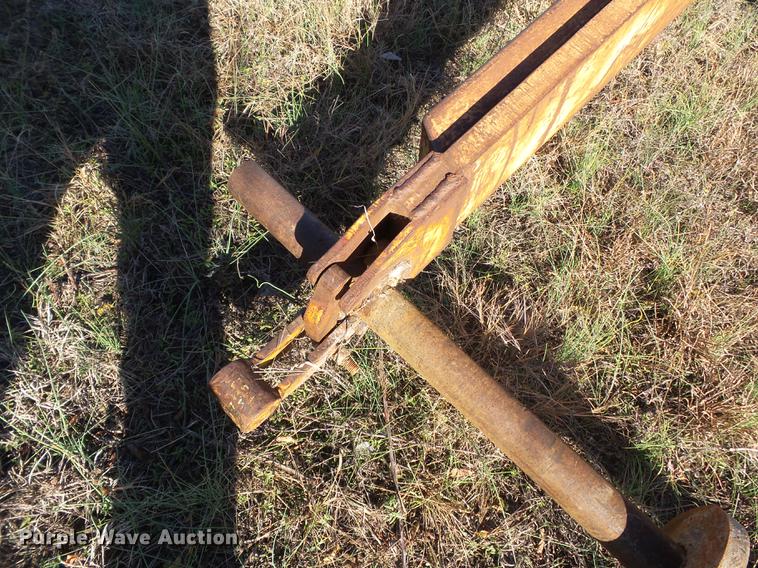 image for item DC6754 1996 Komatsu D85E-21 cable plow