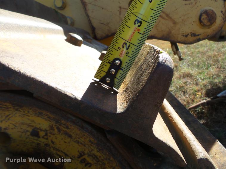 image for item DC6754 1996 Komatsu D85E-21 cable plow