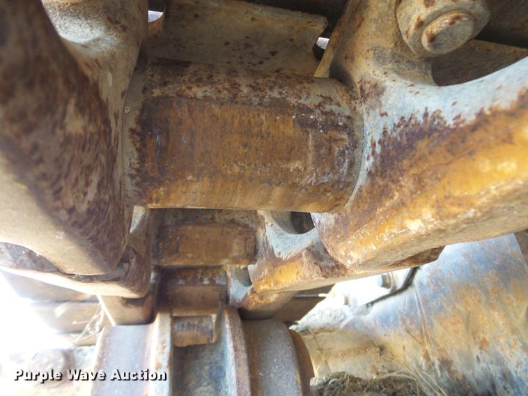 image for item DC6754 1996 Komatsu D85E-21 cable plow