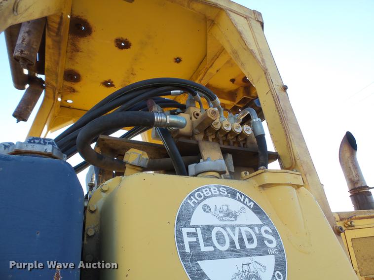 image for item DC6754 1996 Komatsu D85E-21 cable plow